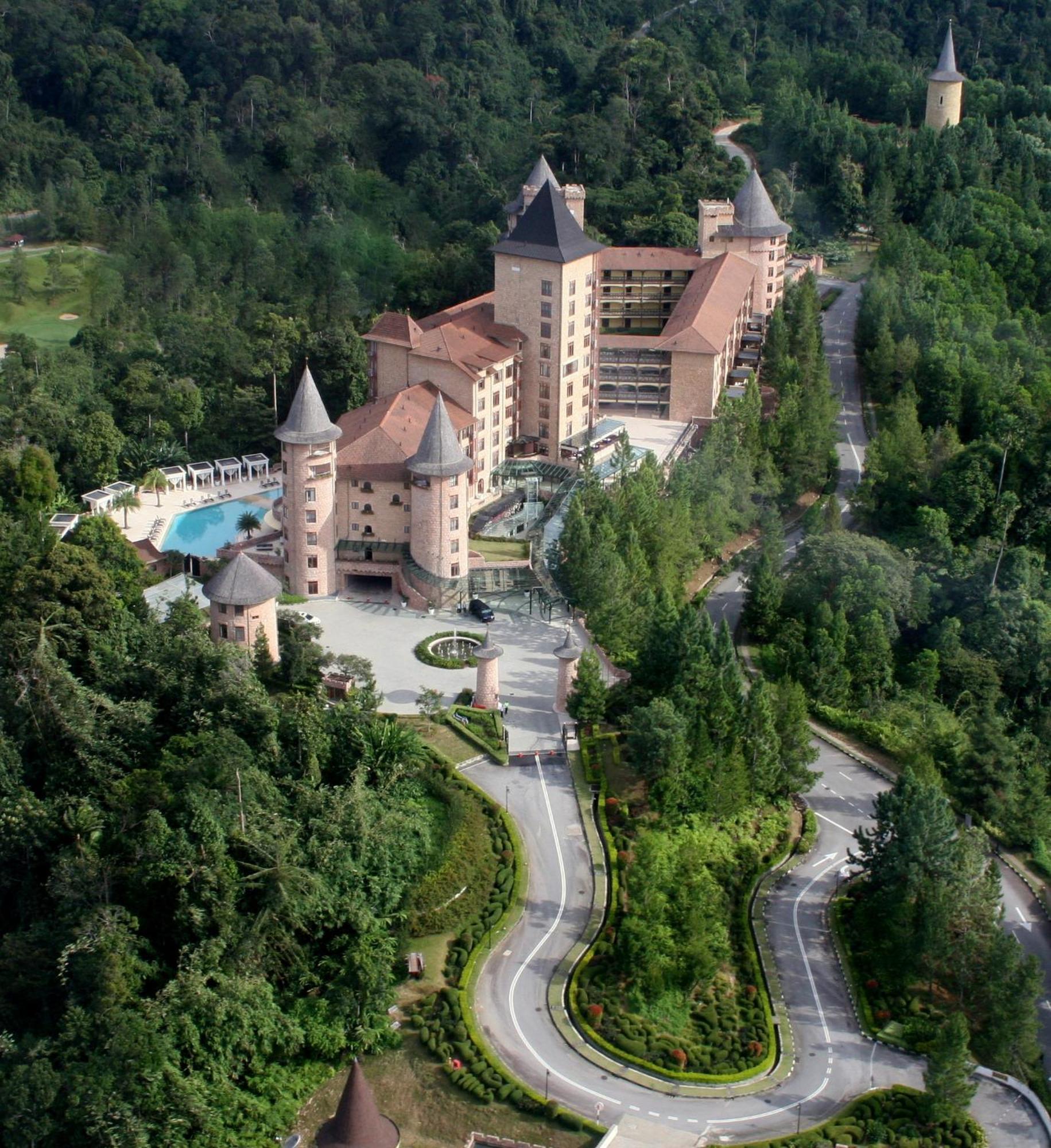 The Chateau Spa & Wellness Resort Bukit Tinggi Exterior foto